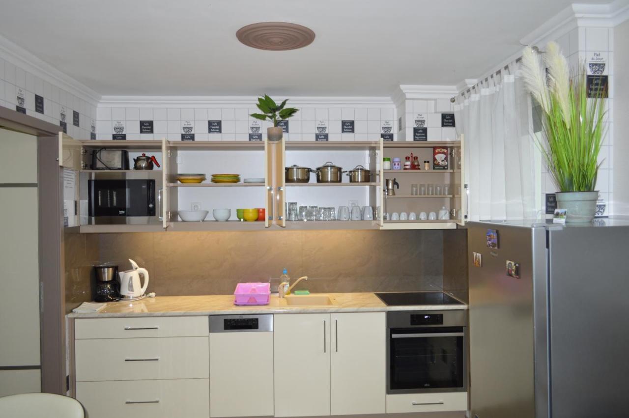 Siofok Ezuestpart Granada Koezvetlen Vizparti Premium Apartman Bagian luar foto