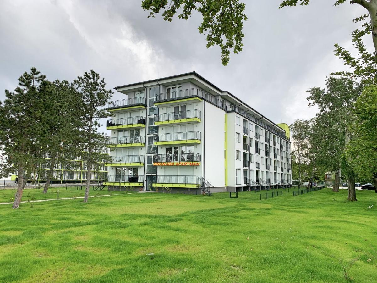 Siofok Ezuestpart Granada Koezvetlen Vizparti Premium Apartman Bagian luar foto